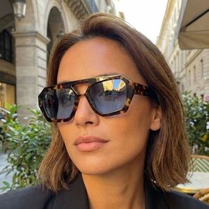 Elysee sunglasses with blue lenses and tortoise frame